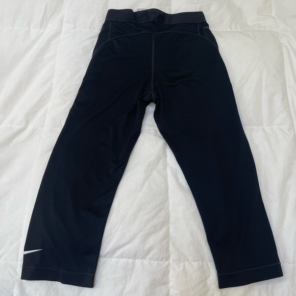 Nike Pro Dri-FIT Training Capri Black/White Sz Small - Picture 4 of 6